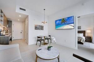 featured image of 215 Southwest 5th Avenue