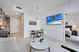 215 Sw 5th Ave - Photo 1 of 1