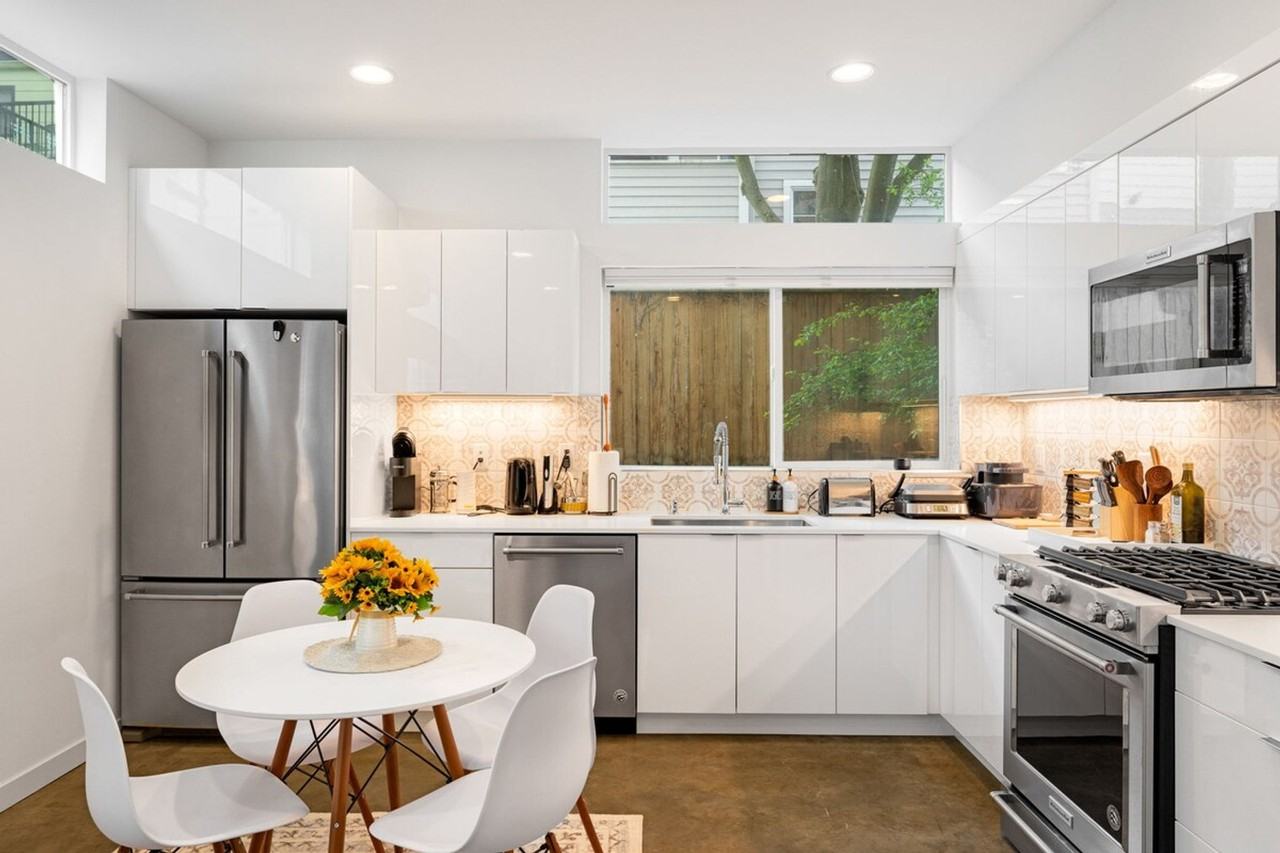 620 10th Avenue East #1094308P - Photo 2 of 39