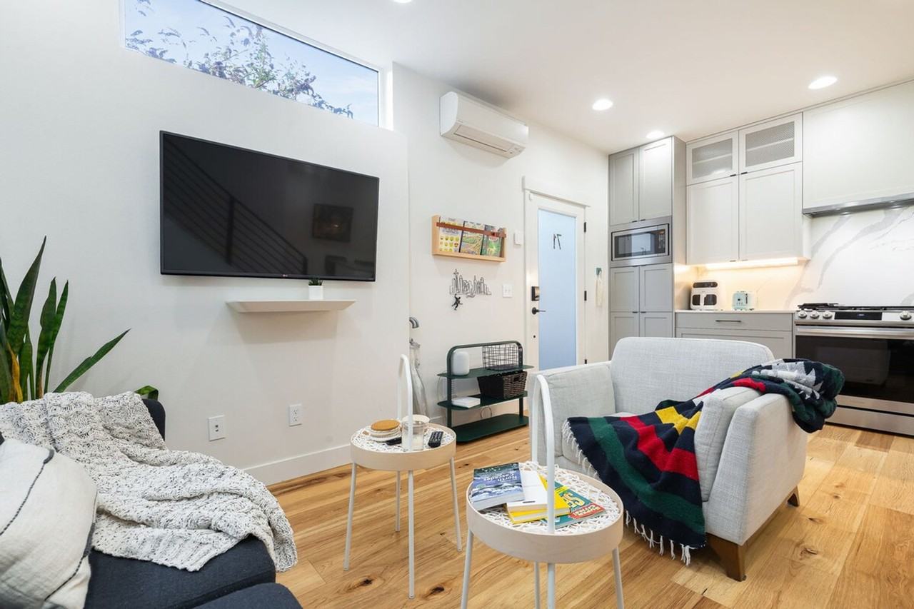 58 W Cremona St #1095004P - Photo 3 of 38