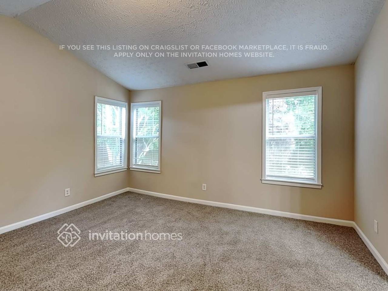 213 Highpoint Xing - Photo 7 of 16
