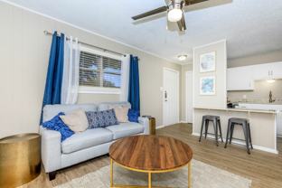 Oak Creek Apartments - Photo 1 of 1