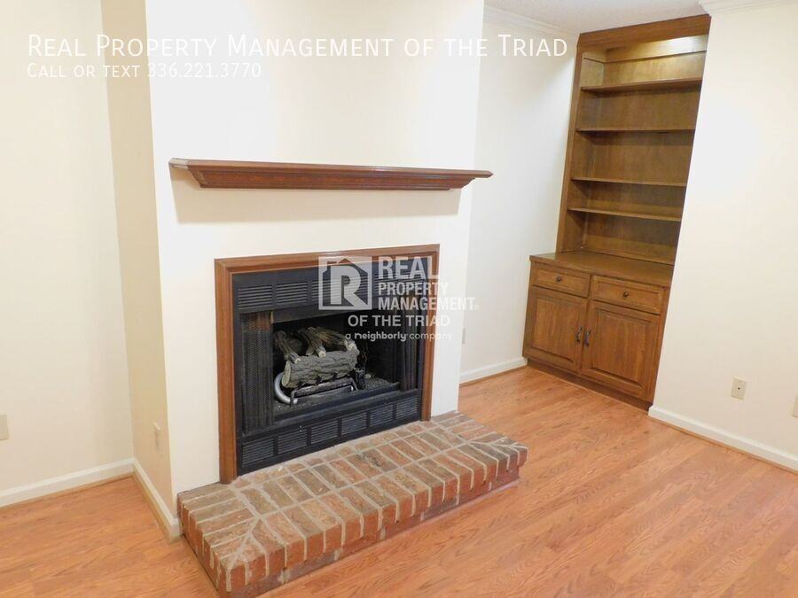 1119 Yellowbell Pl - Photo 3 of 20