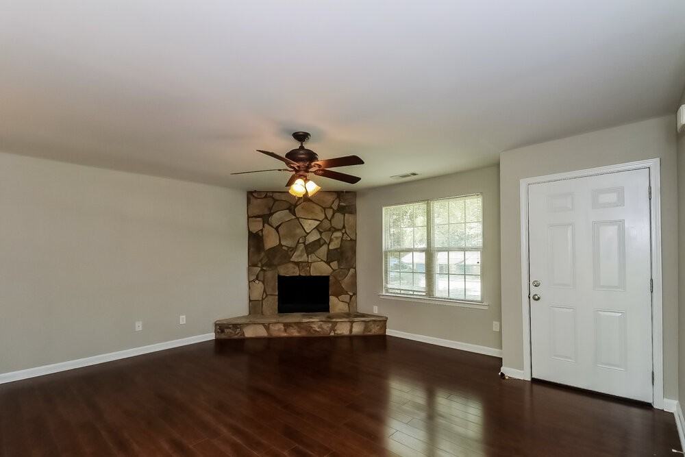 4999 Galbraith Cir - Photo 7 of 25