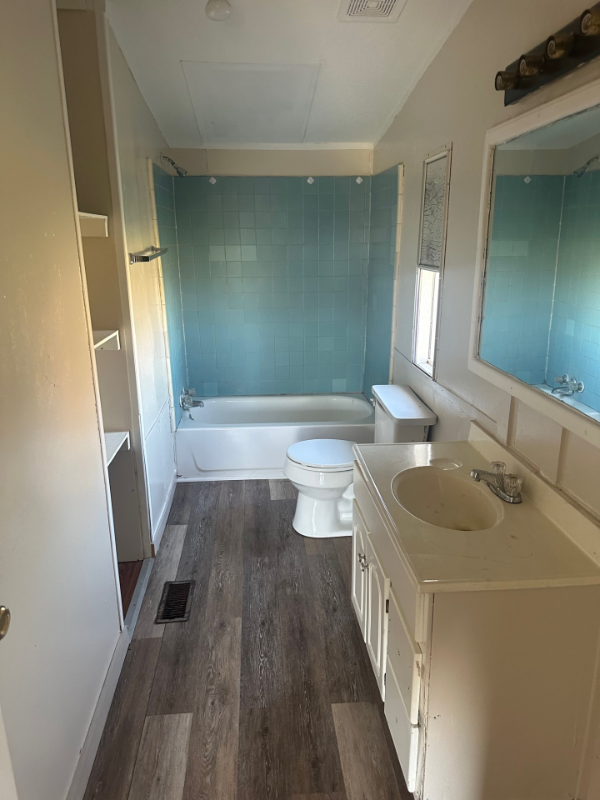 110 Pebbles Ln - Photo 2 of 8