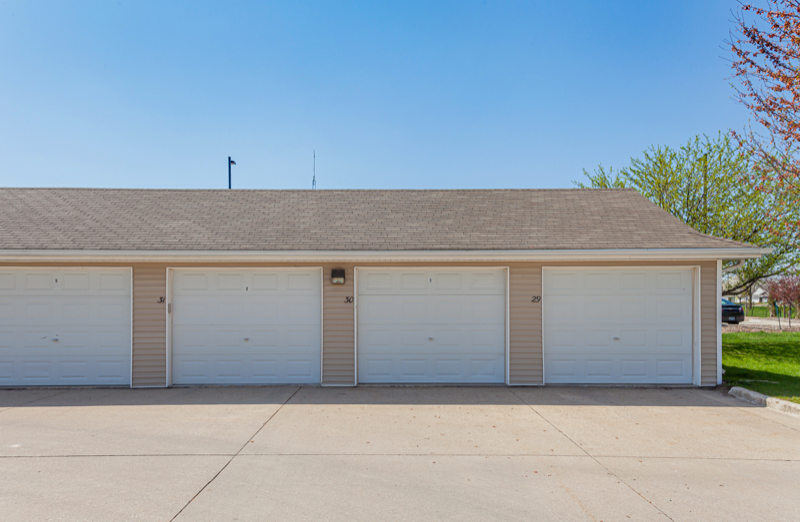 1340 Se Florence Dr #31 - Photo 2 of 25