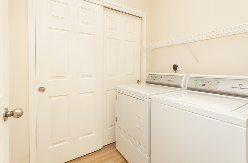 1340 Se Florence Dr #31 - Photo 5 of 25