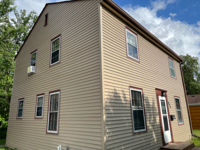 904 4th St S - Photo 2 of 6