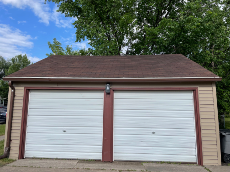 904 4th St S - Photo 3 of 6