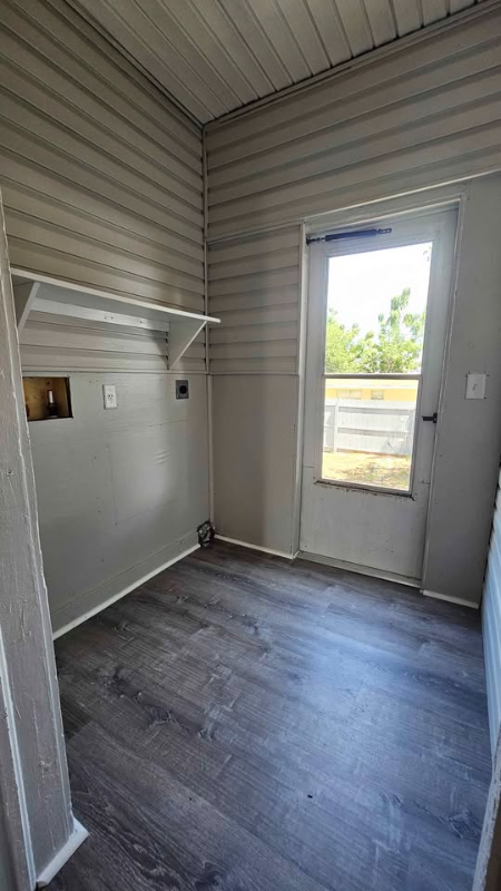 12 W 3rd St - Photo 3 of 23