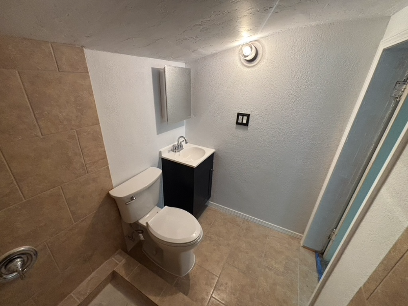 1303 7th St Nw - Photo 2 of 13