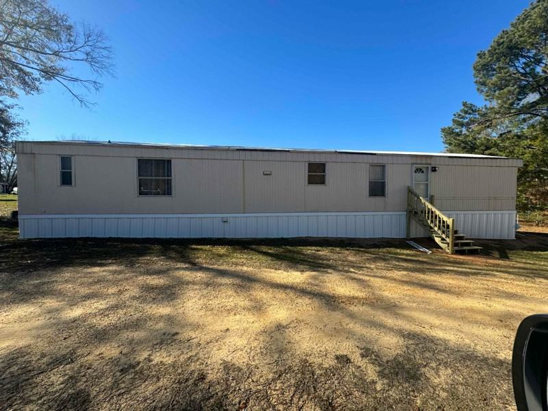 65 Armstrong Rd - Photo 2 of 18