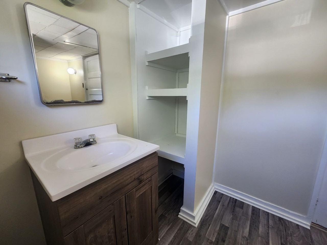 716 N 25th St - Photo 3 of 10