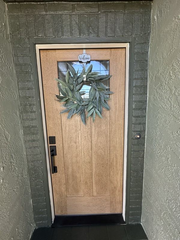 1041 Sawyers Ct - Photo 5 of 50