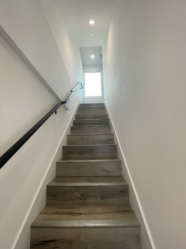 14211 Gilmore St - Photo 3 of 18