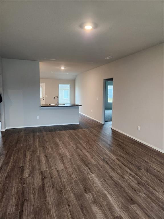 2701 Murphy St - Photo 2 of 10