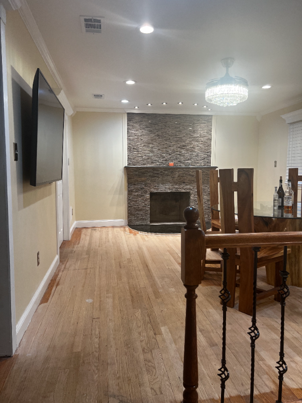 44334 Village Dr - Photo 3 of 11