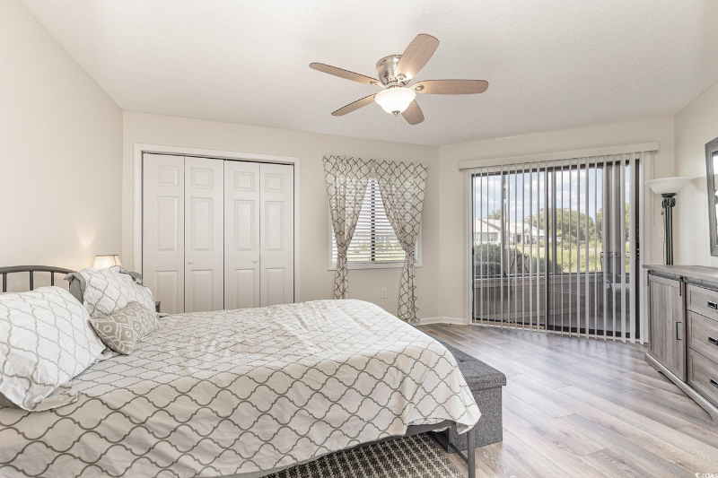 4242 Pinehurst Cir - Photo 2 of 12