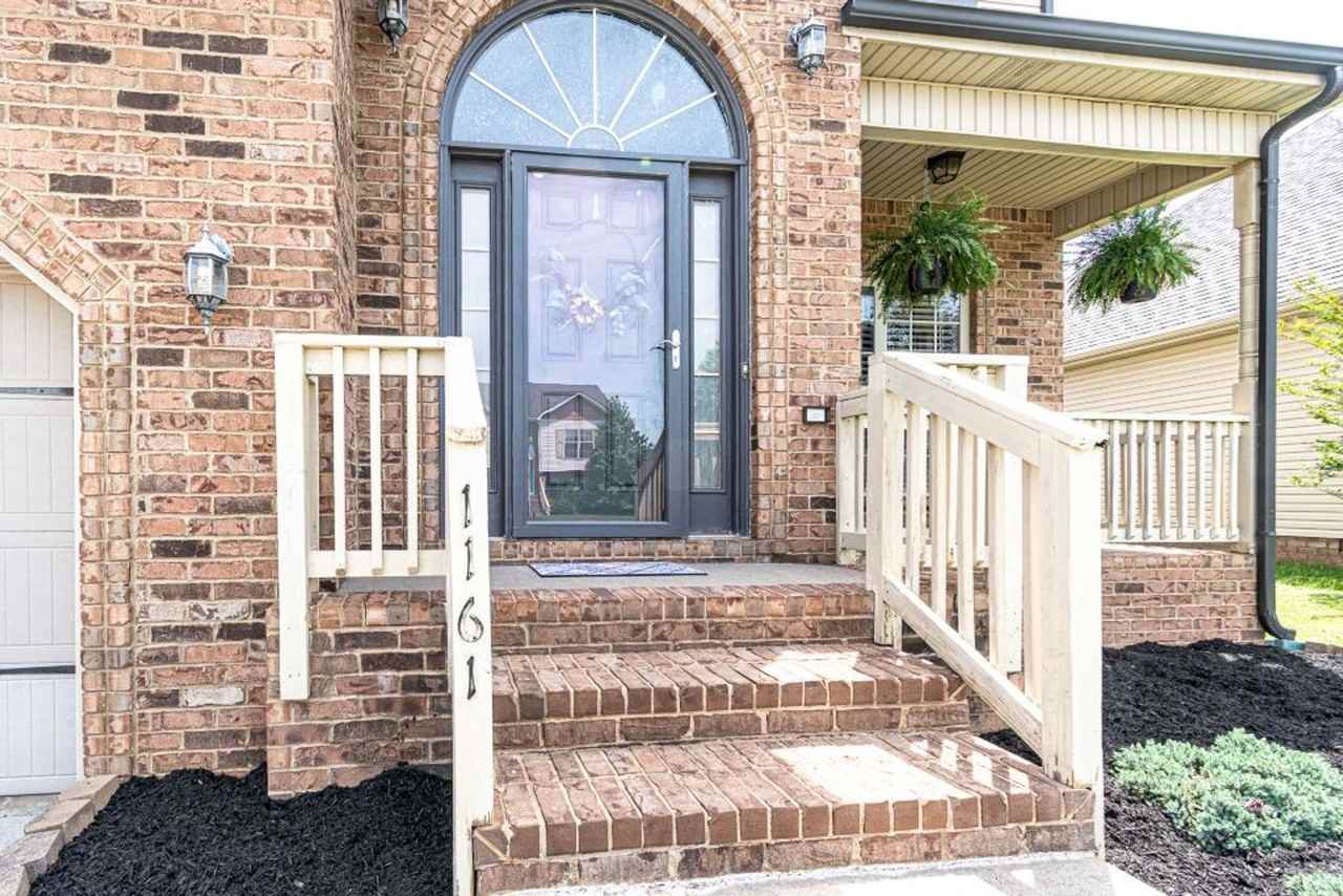 1161 Chinook Cir - Photo 2 of 28