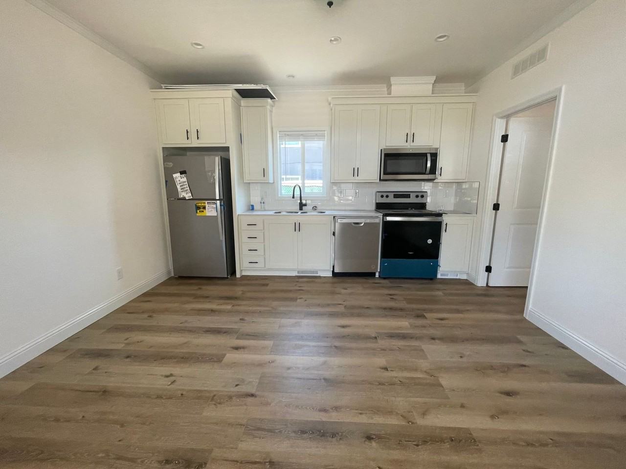 Bangalan Properties - Photo 2 of 6