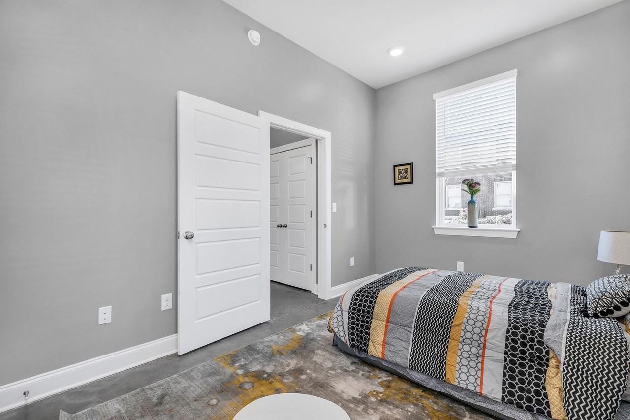 Bailey Row - 2105 - Photo 6 of 10