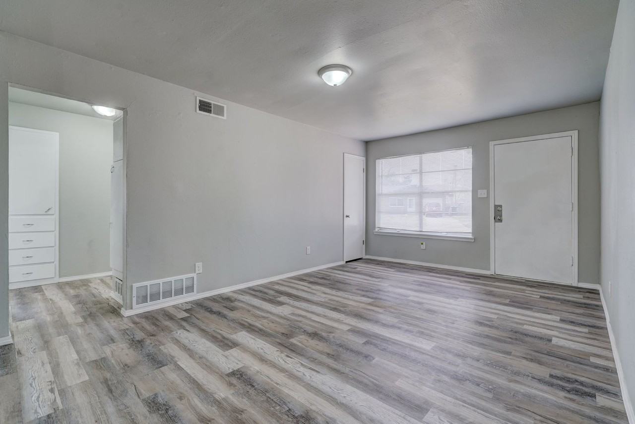 1200 Mcdonald Dr - Photo 3 of 22