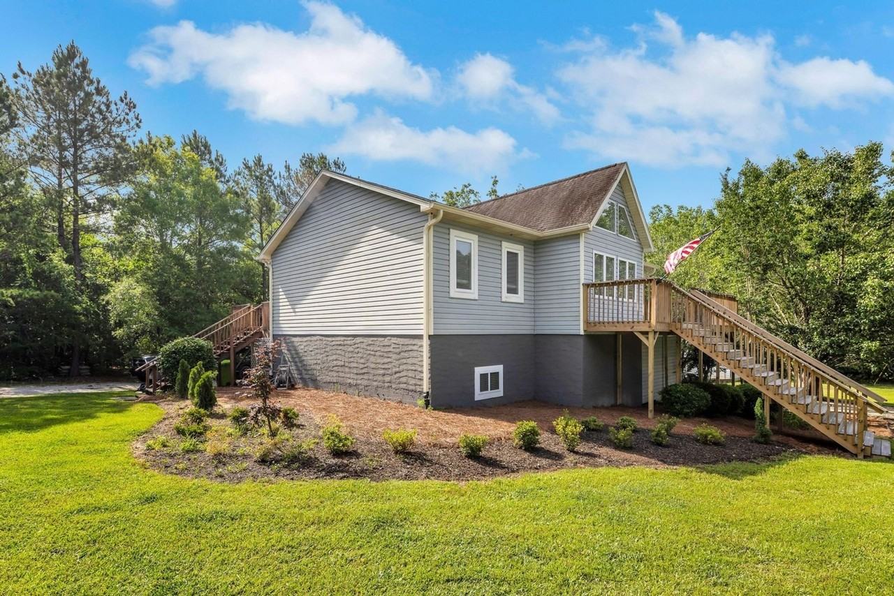 1735 Old Hilton Rd - Photo 2 of 37