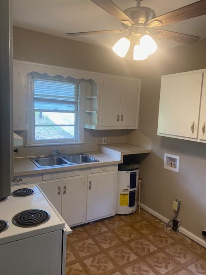 4329 Old Macon Rd - Photo 3 of 23