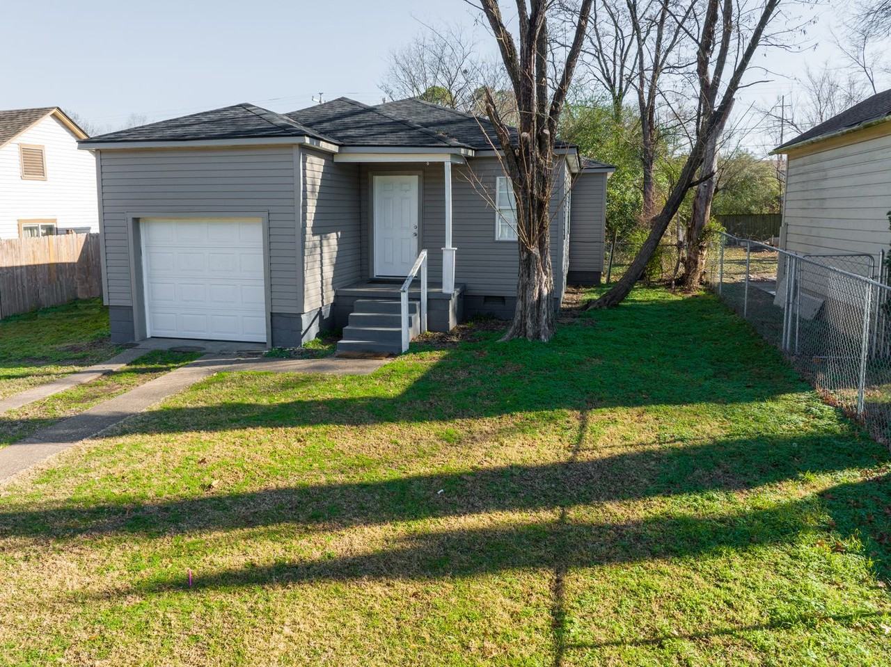 408 N 35th St - Photo 4 of 15