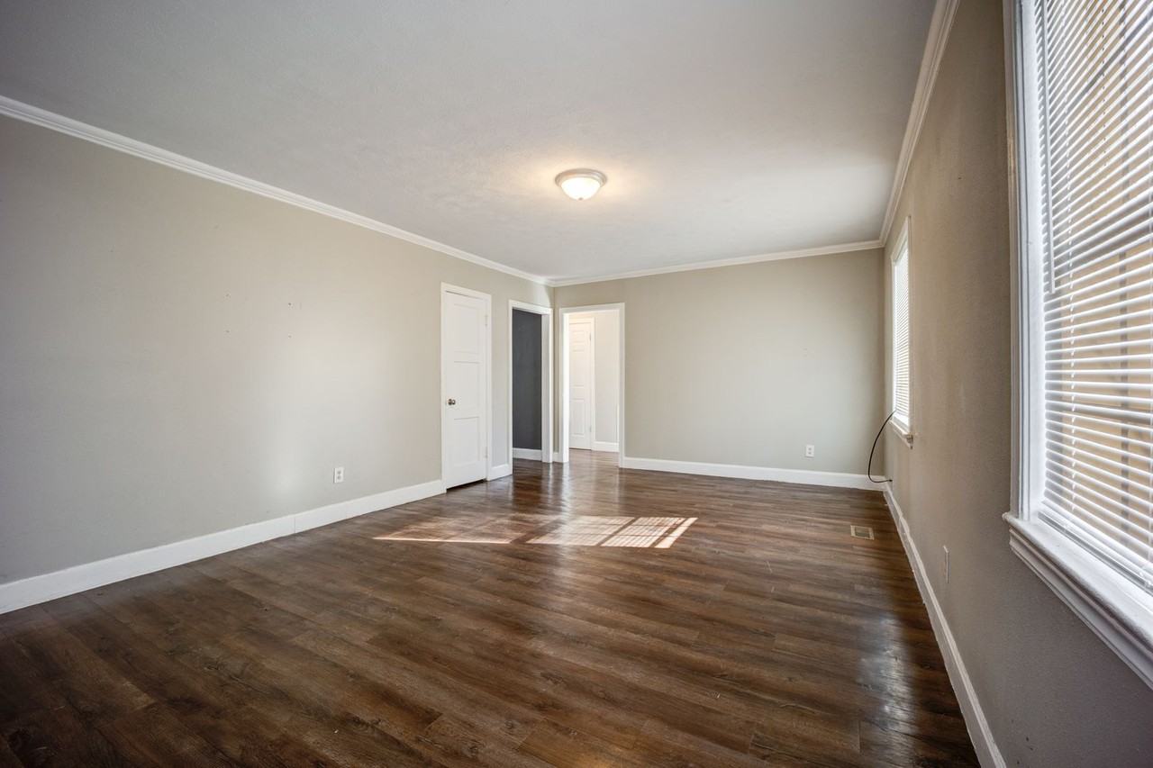408 N 35th St - Photo 7 of 15