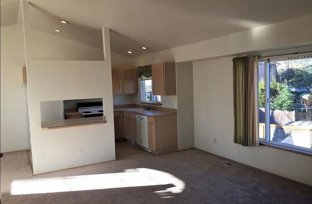 2031 Hollow Dale Pl - Photo 3 of 14