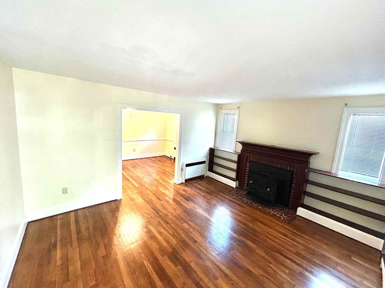 2812 Groveland Ave - Photo 2 of 22