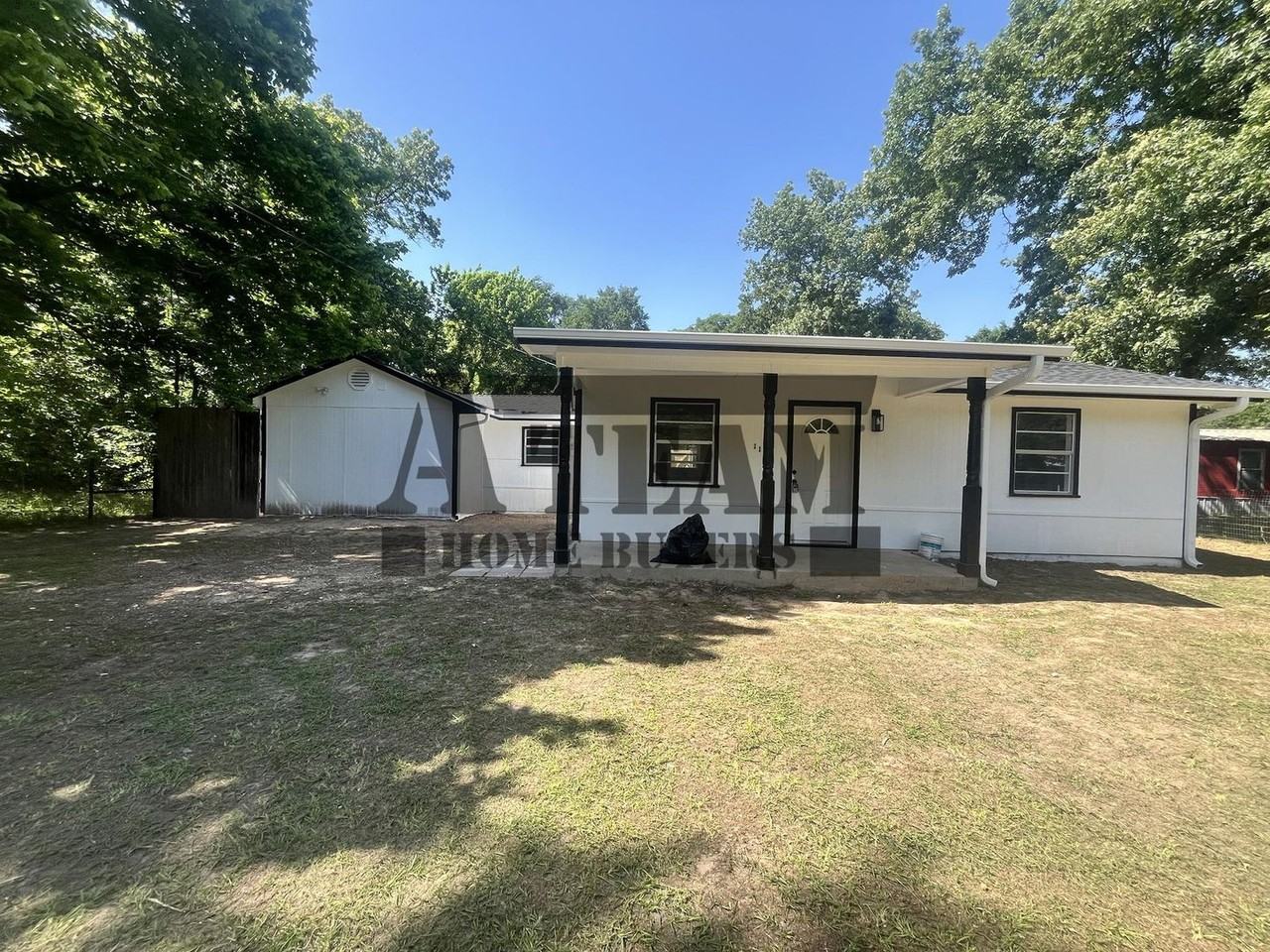 119 E Golden Oaks Dr - Photo 2 of 32