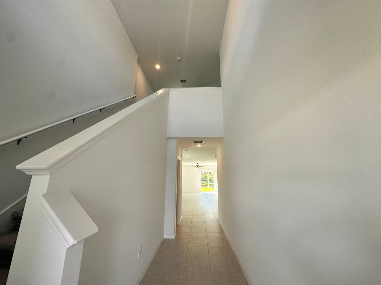 2276 Gatsby Ln - Photo 2 of 24