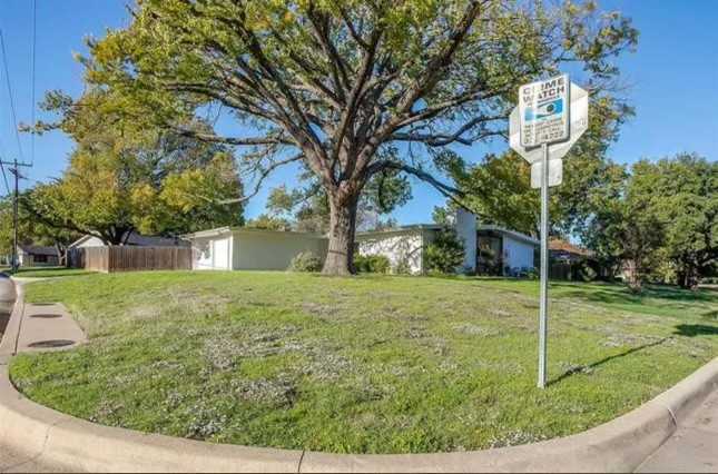 5736 Wedgmont Cir N #NA - Photo 2 of 12