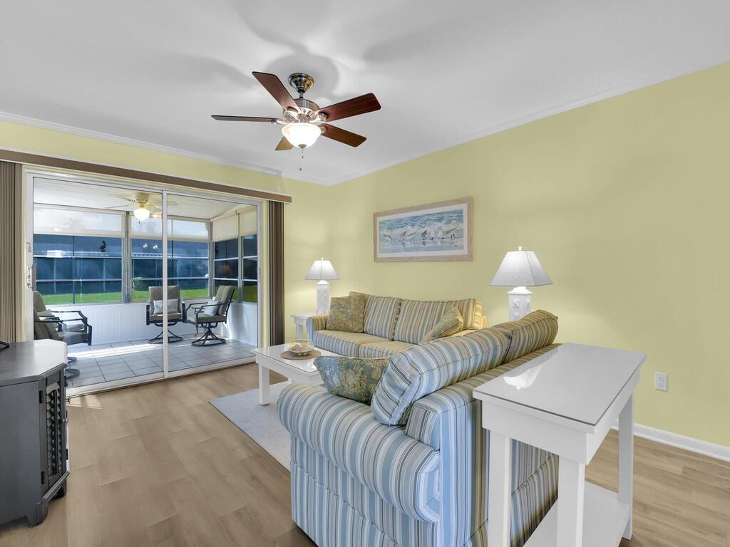 6815 Sandtrap Dr #117 - Photo 5 of 24