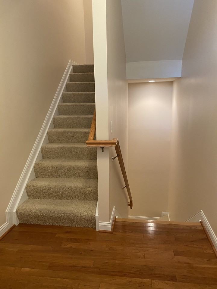 242 Stetson St #NA - Photo 5 of 25