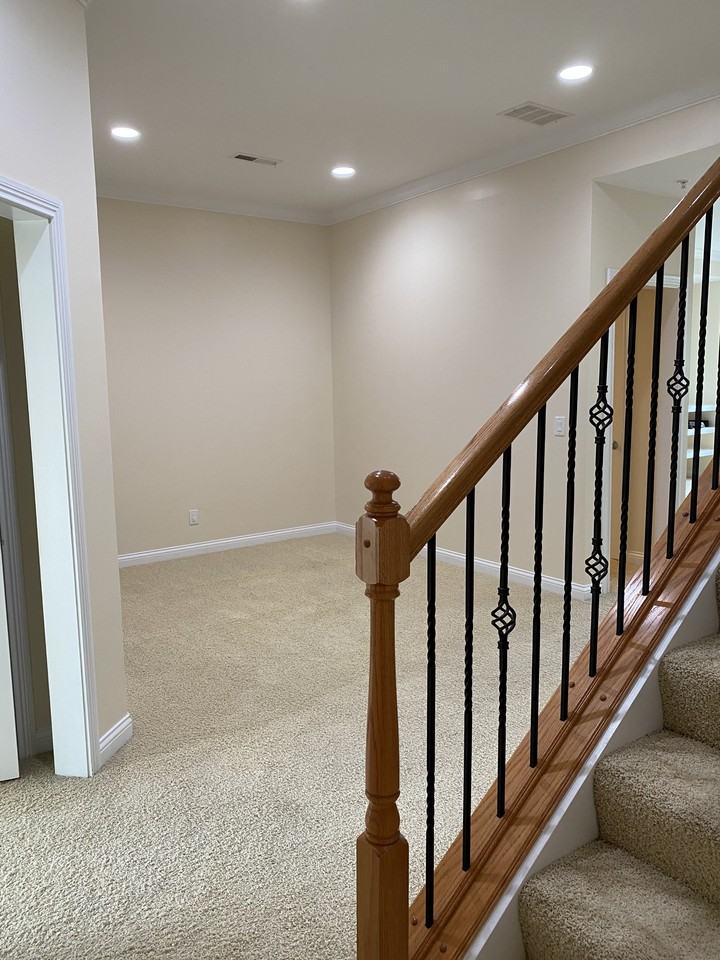 242 Stetson St #NA - Photo 7 of 25