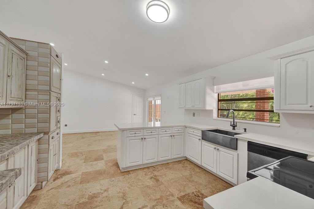 1981 Southwest 139th Court - Photo 6 of 22