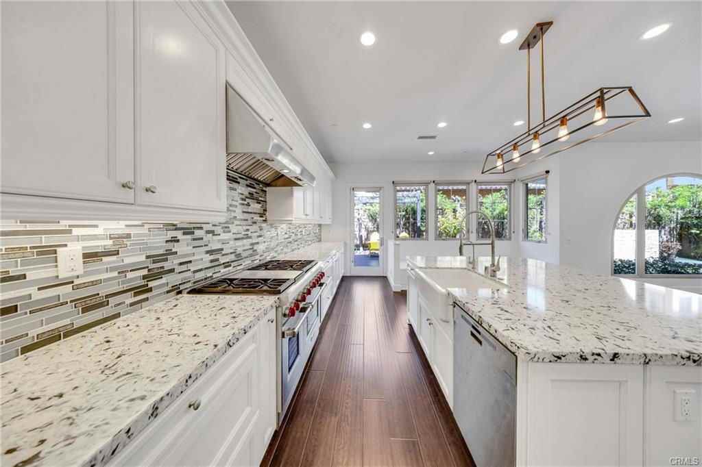 25 Oak Barrel - Photo 2 of 8