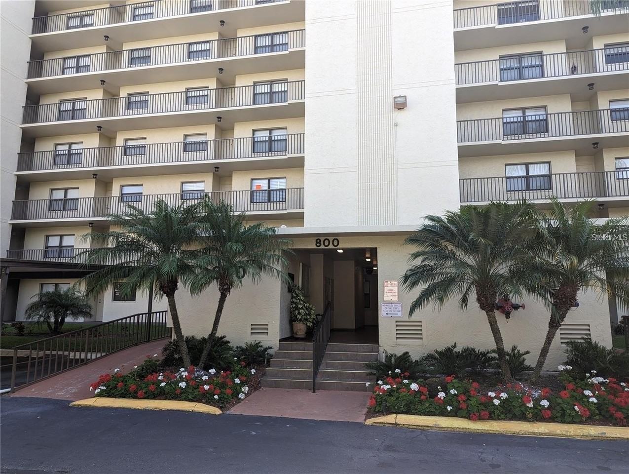 800 Cove Cay Drive #4C