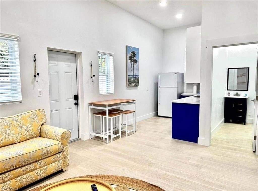 2881 Santa Barbara Blvd - Photo 4 of 15