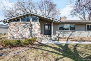 16615 Walcliff Dr - Photo 1 of 1