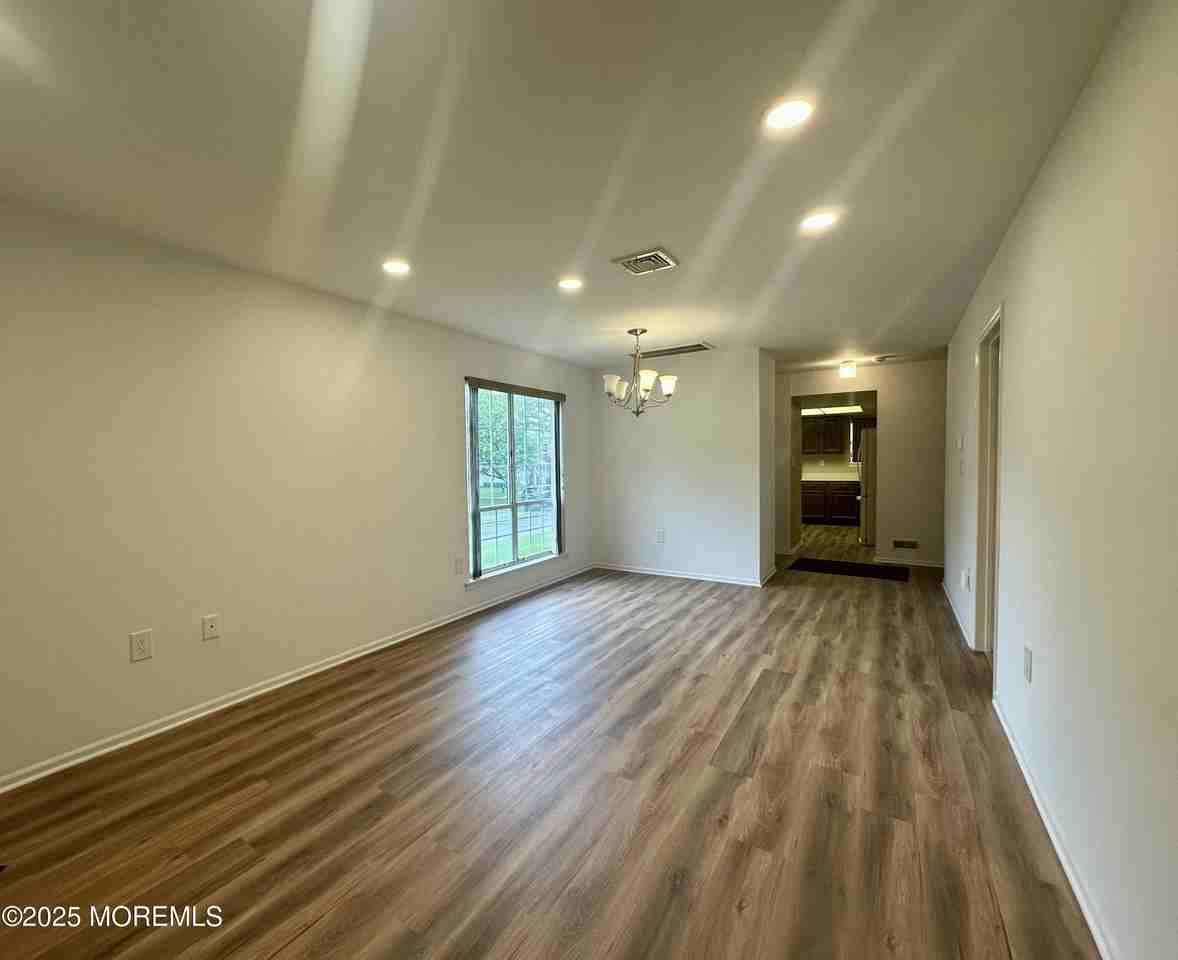 143 Archery Court - Photo 6 of 20