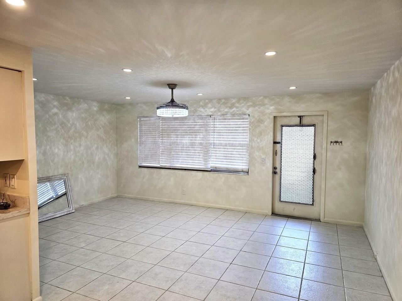 1059 Ainslie Drive #1059 - Photo 6 of 15