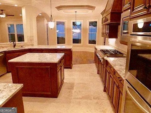 2295 Valla Parc Ct - Photo 5 of 15