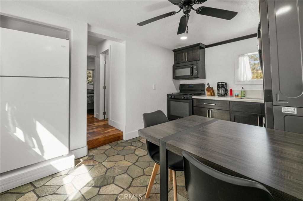 718 Talmadge Rd - Photo 7 of 13