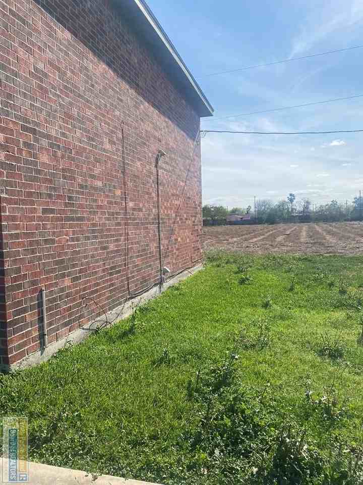 150 Wild Olive Cir - Photo 4 of 14