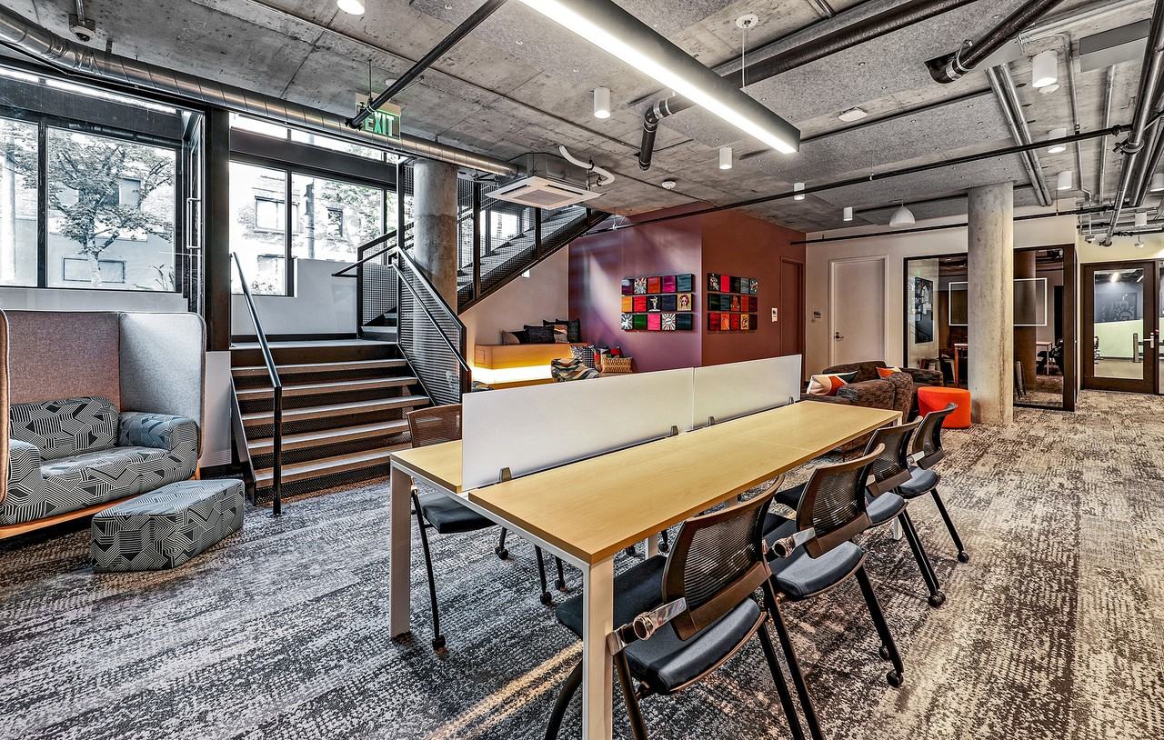 Theory U District - Photo 4 of 50