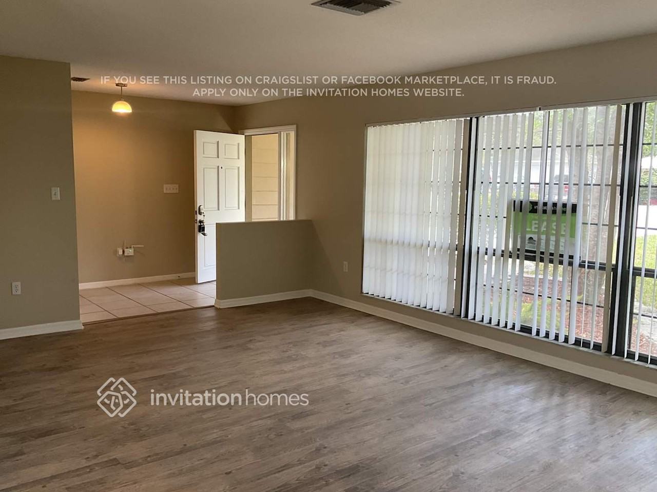 37 Palm Dr - Photo 2 of 12